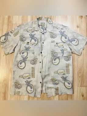 Visitor Hawaiian Aloha Shirt Button down Short Sleeve Shirt 100% Silk sz M med